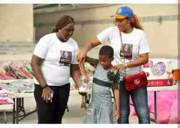 Lilian Esoro Gives Street Children Schoolpacks As They Go Back To School (Photos)